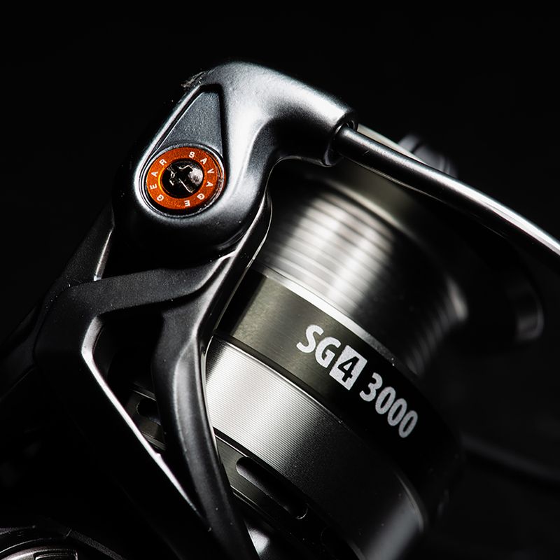 Savage Gear SG4 spinning orsó fekete 74726 7