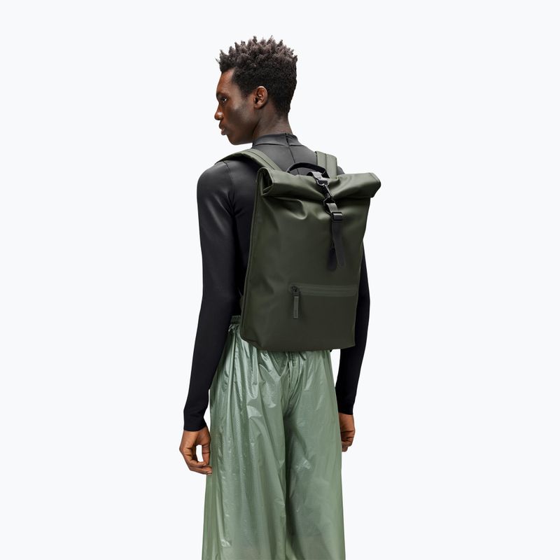 Városi hátizsák Rains Rucksack Rolltop 13 + 4 l green 3