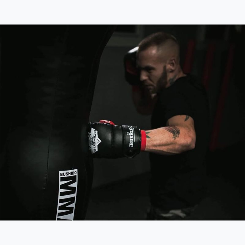 Bushido boxkesztyű zsákos edzéshez fekete Rp4 9