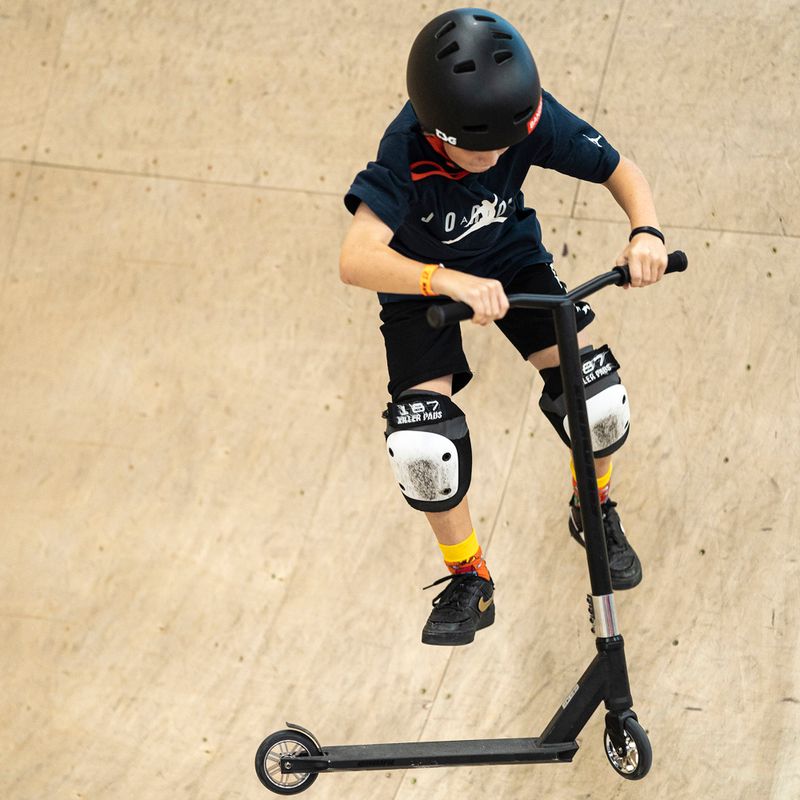 Fish Scooter Shark freestyle robogó fekete 12