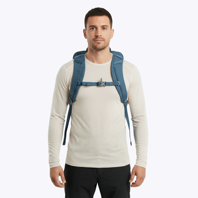 Kadva traWELL 28 l túra hátizsák tengerészkék 3