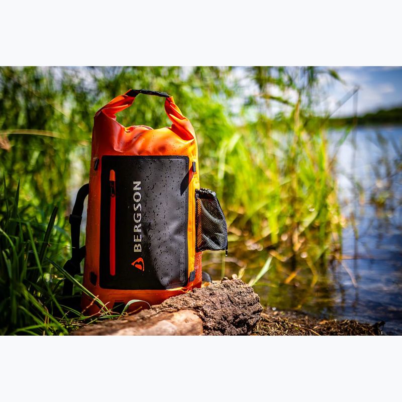 Túrahátizsák BERGSON Aqua Bag 30 l orange 13