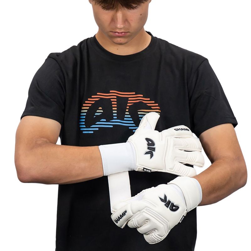 Gyermek kapuskesztyűk 4keepers Champ VII RF2G Jr black/white 7