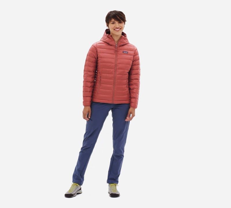 Női pehelykabát Patagonia Down Sweater Hoody burl piros 8