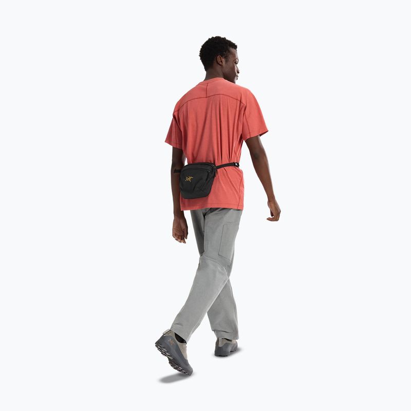 Övtáska Arcteryx Mantis 2 2,5 l 24k black 7