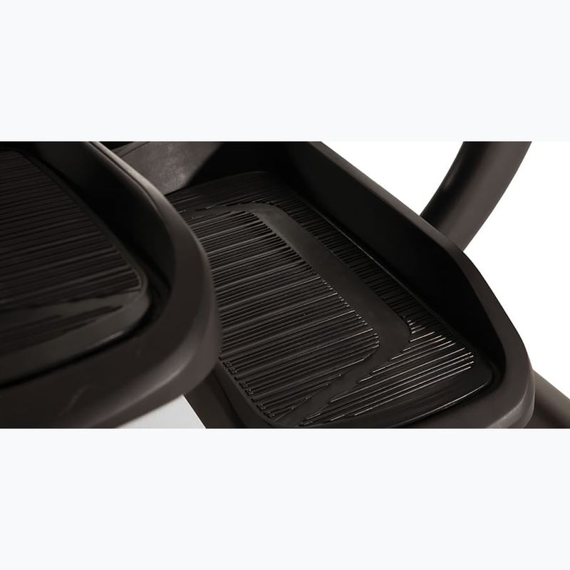 Matrix Fitness Elliptikus elliptikus tréner E50XIR-02 fekete 6