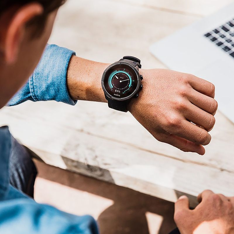 Suunto 9 BARO sportóra fekete SS050019000 4