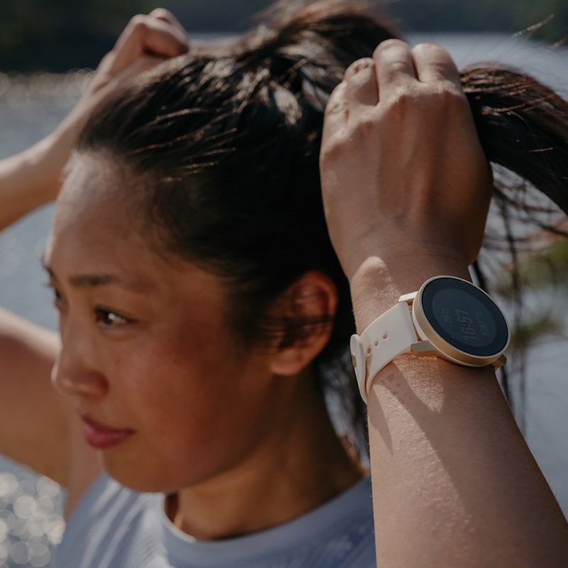 Suunto 9 Peak Pro óra fehér és arany SS050824000 5