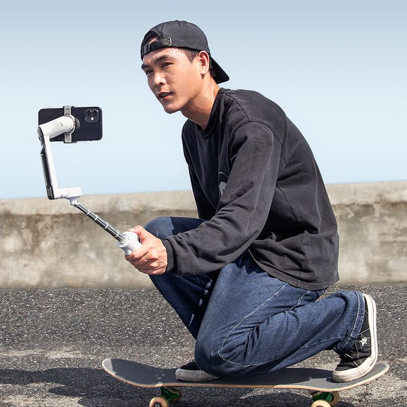Insta360 Flow Creator Kit 3 tengelyes okostelefon-stabilizátor szürke CINSABBA/FLOW05 8
