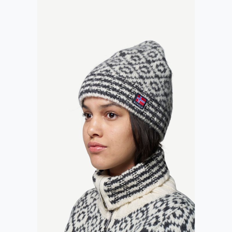 Téli sapka Devold Svalbard Wool offwhite/grey 2