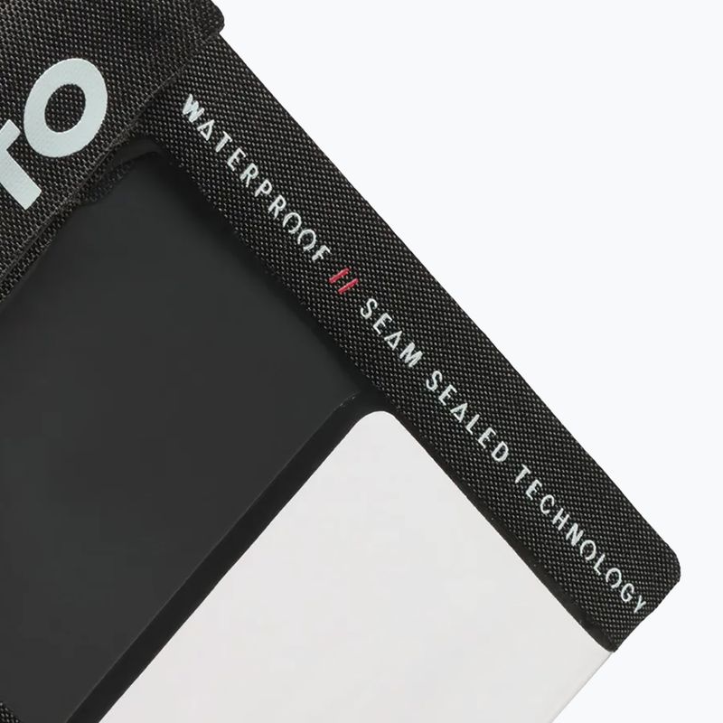 Vízálló telefontok Musto Waterproof Phone Case black 6