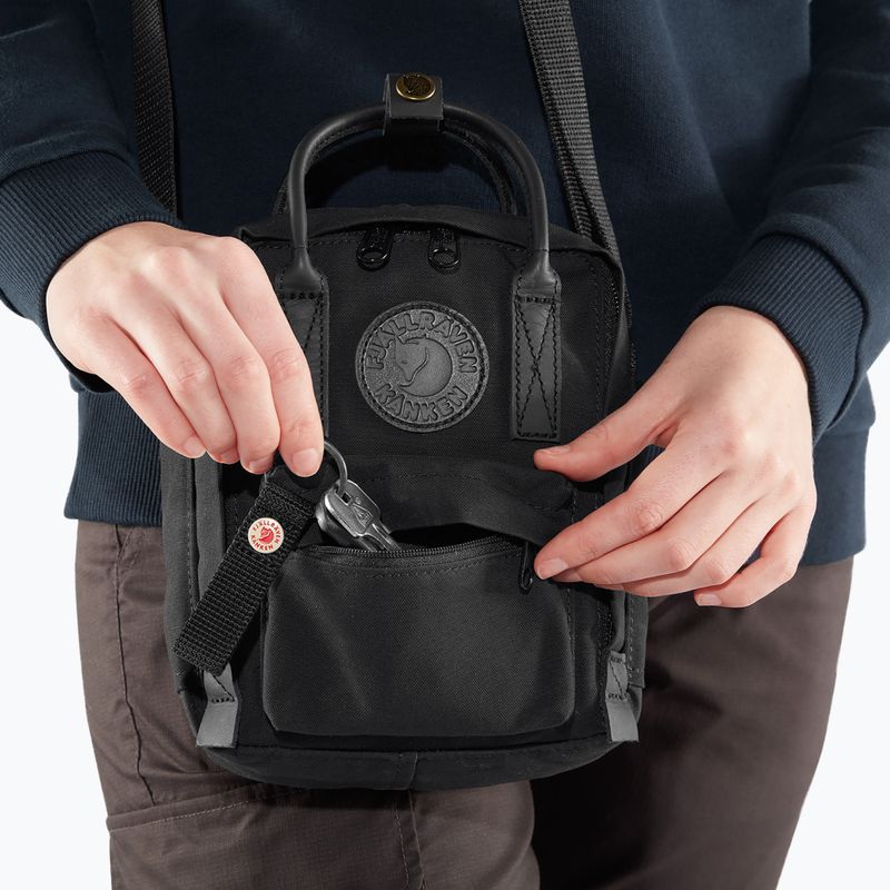 Fjällräven Kånken No. 2 Black Sling 2.5 l fekete 9