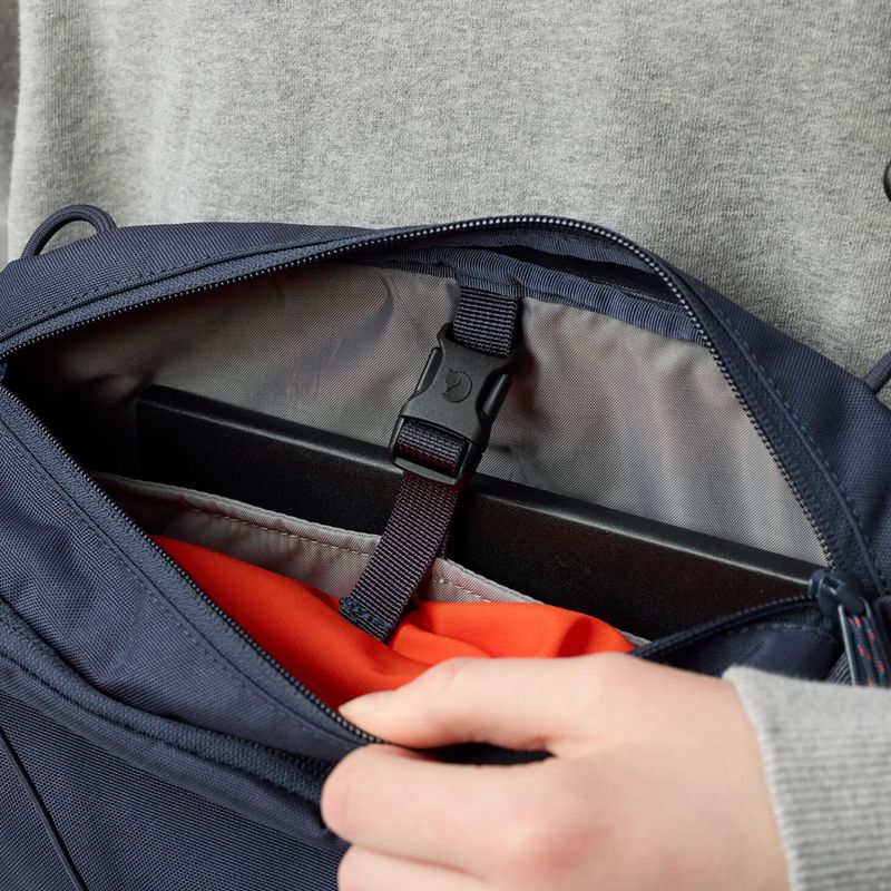 Városi hátizsák Fjällräven Skule Sling 6 l navy 10
