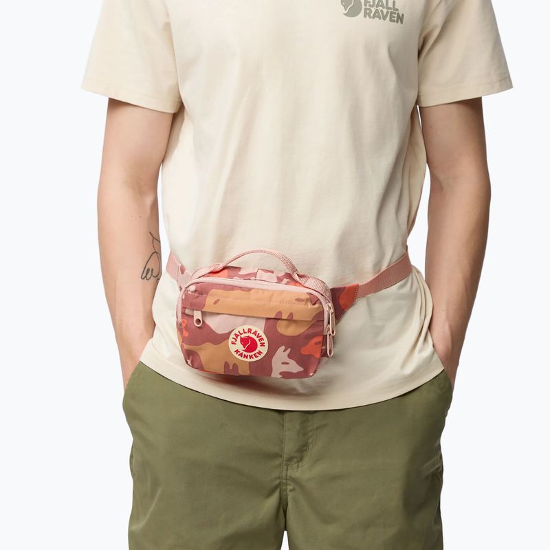 Övtáska Fjällräven Kanken Graphics Hip Pack chalk rose/hidden animals 5
