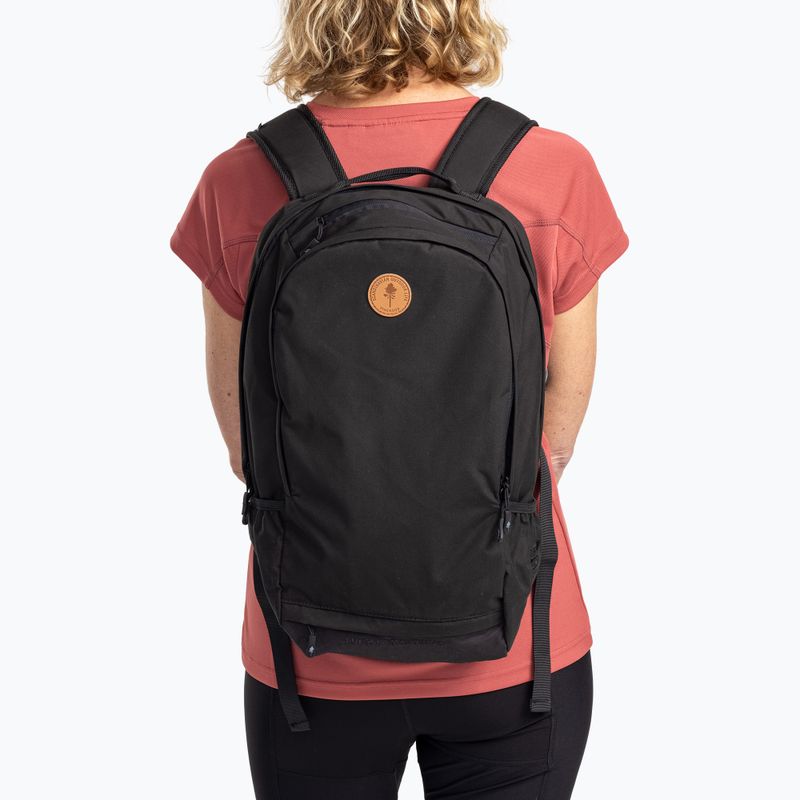 Pinewood DayPack 22 l black túra hátizsák fekete 3