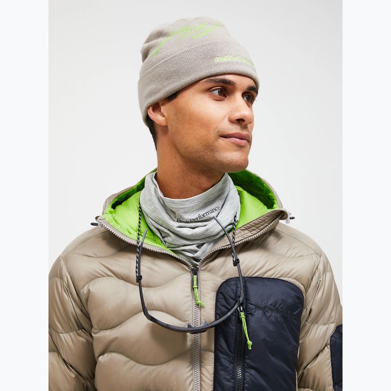Téli sapka Peak Performance Mountain avid beige / stand out green 2