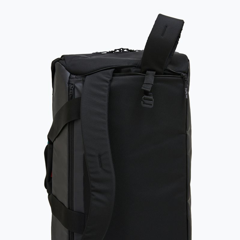 Utazótáska Peak Performance Vertical Duffle 40 l black 3