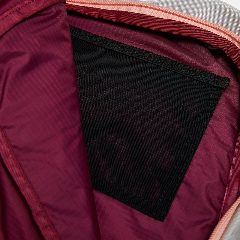 Hátizsák Peak Performance Outdoor Crossbody 8,6 l Antarctica 5