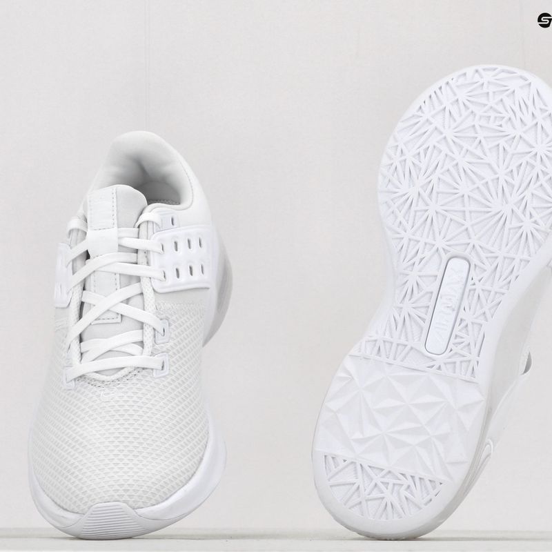 Női edzőcipő Nike Air Max Bella Tr 4 fehér CW3398 102 9