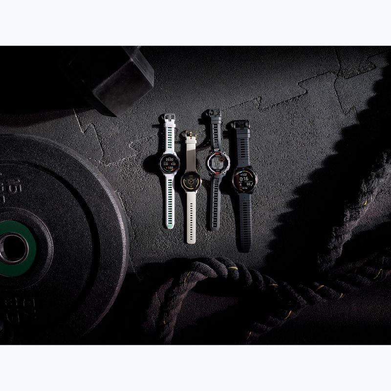 Óra Garmin Forerunner 265 black/light gray 7