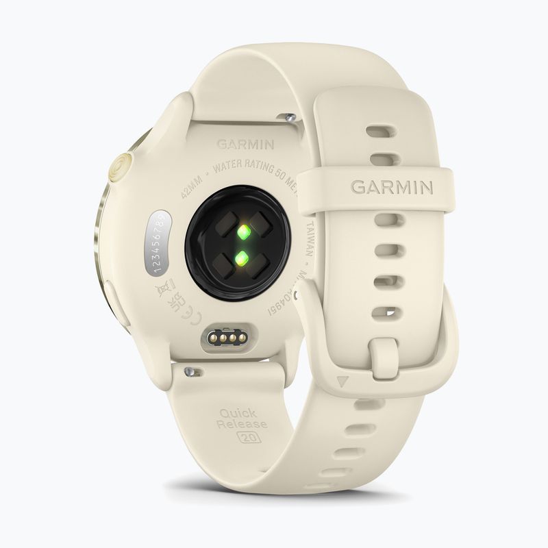Garmin Vivoactive 6 okosóra lunar gold/bone 4
