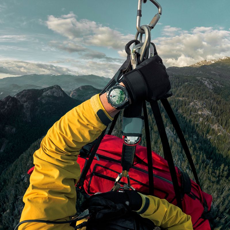 Karóra Garmin Fenix 8 Pro 51 mm Amoled sapphire/graphite/black 13