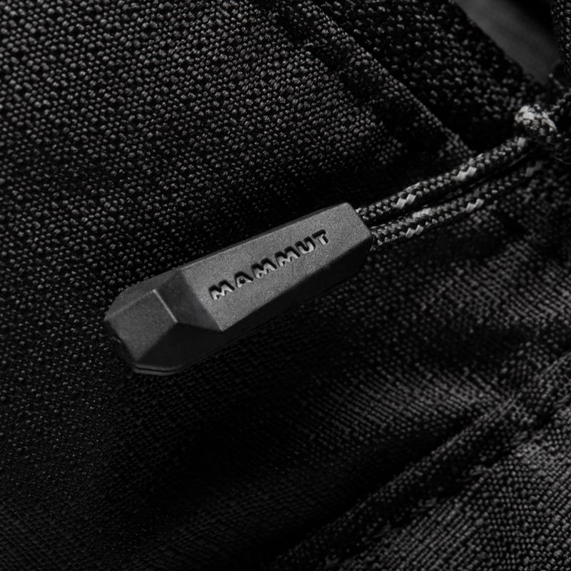 MAMMUT Classic Bumbag 2L vesetáska fekete 10