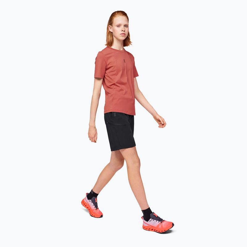 Női trekking rövidnadrág On Trek fekete 2