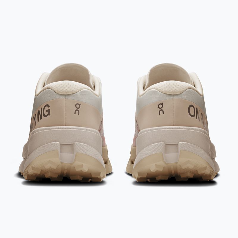 Női futócipő On Cloudultra 3 elefántcsont/gyöngy 11