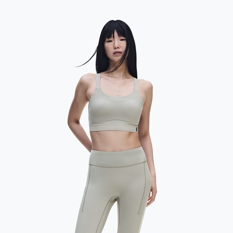 Sportmelltartó On Performance brume 4