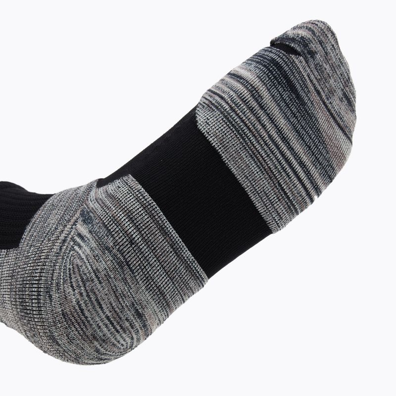Női zokni On Explorer Merino fekete/gleccser 3