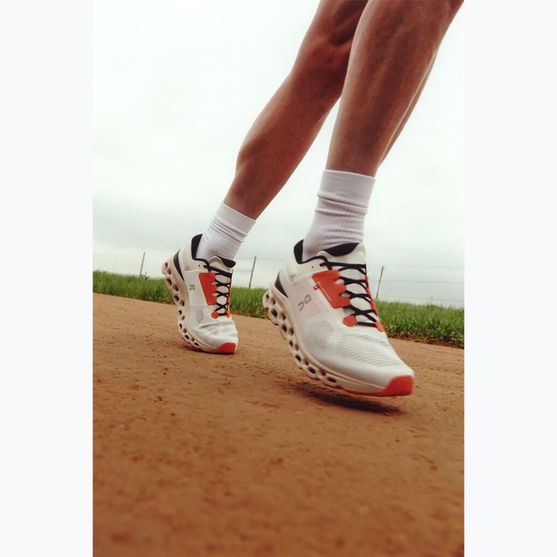 Női futócipő On Cloudstratus 3 undyed-white/sand 3