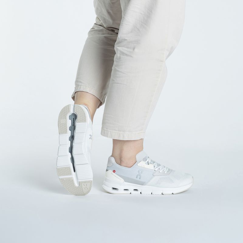 Női On Running Cloudrift undyed-white/frost cipő 2