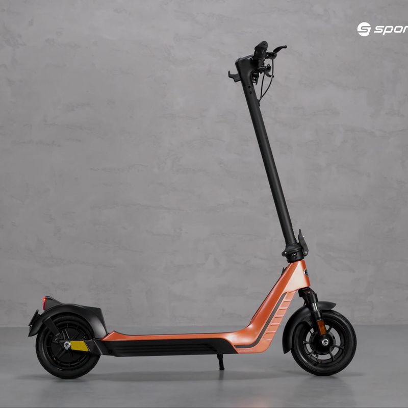 Land Rover LR-F10D elektromos robogó narancs színben 12