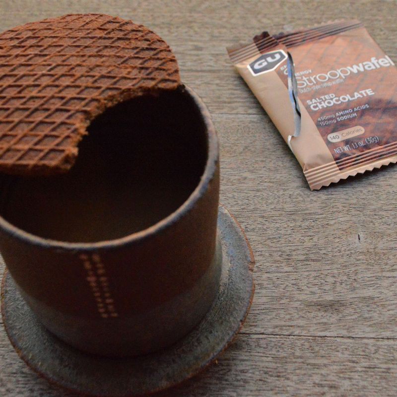 Nassolnivaló GU Energy Stroopwaffle 32 g salted chocolate gluten free 3