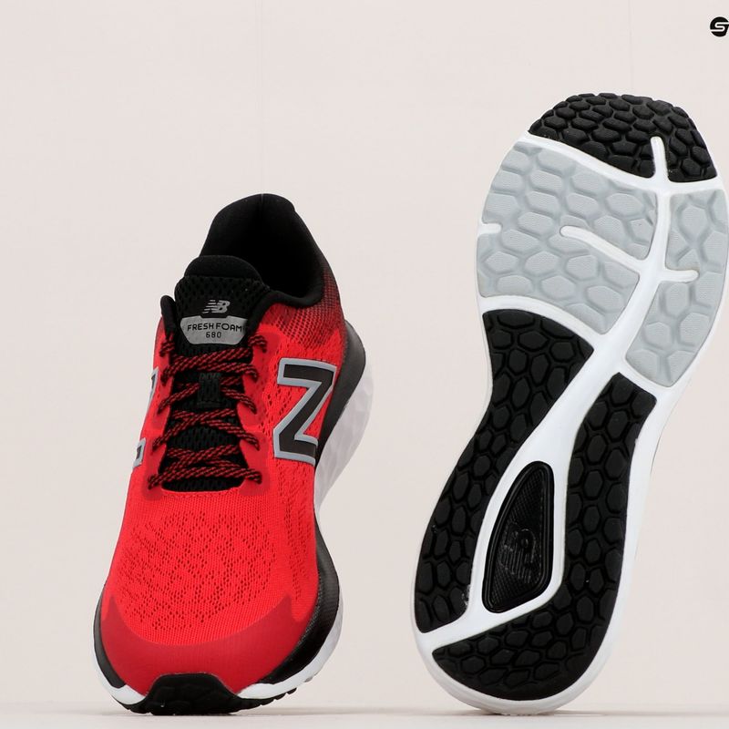 New Balance férfi futócipő W680V7 piros NBM680C 17