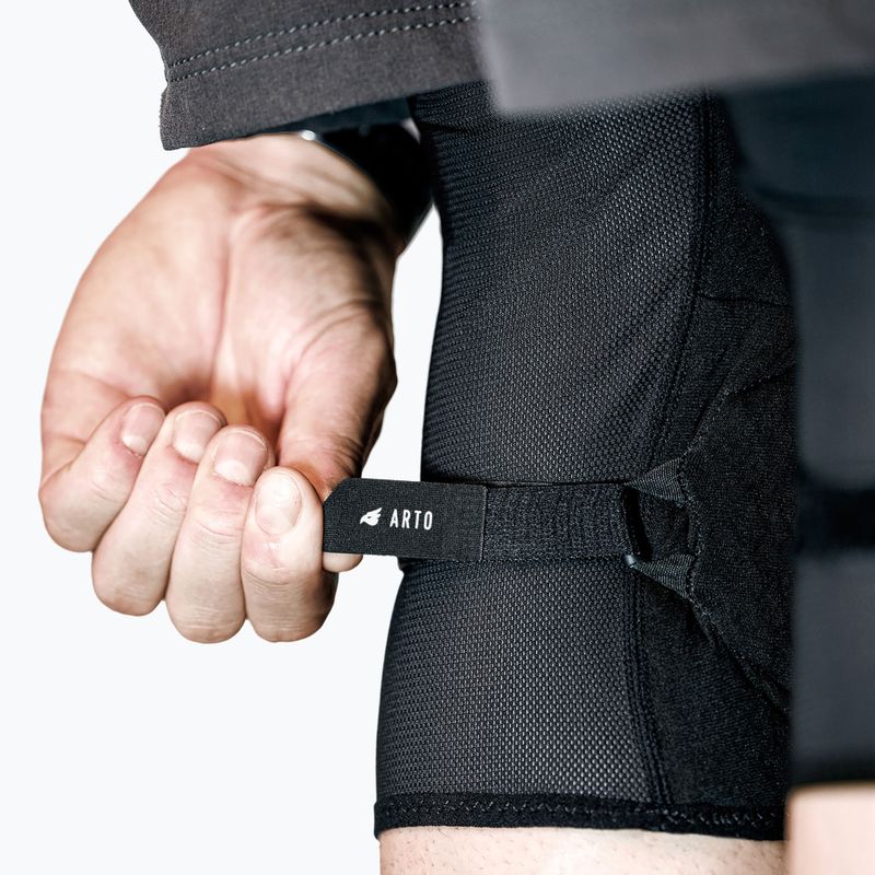 Bluegrass Arto fekete kerékpáros térdvédők 4