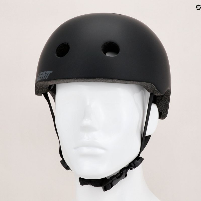 Leatt MTB Urban 1.0 V22 gyermek biciklisisak fekete 1022070840 9