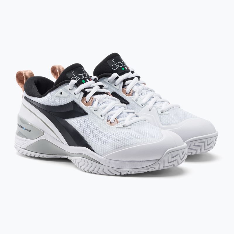 Női teniszcipő Diadora Speed Blushield 5 AG fehér-fekete DD-101.176941 5