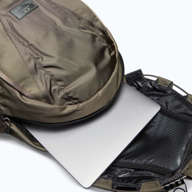Túrahátizsák Oakley Kitchen Sink 34 l deep olive 6