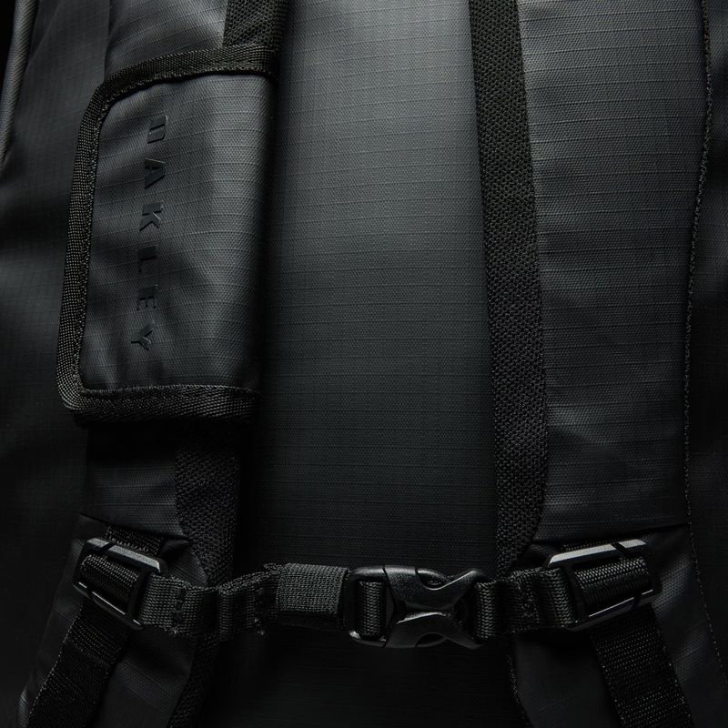 Utazótáska Oakley Terraquest 55 l pitch black 4