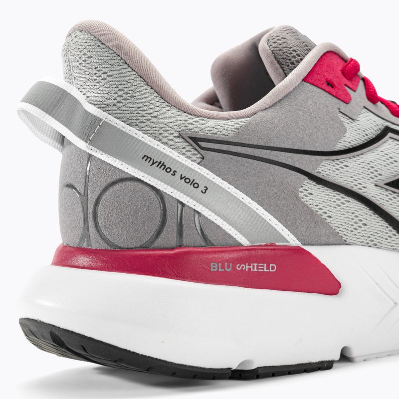 Férfi futócipő Diadora Mythos Blushield Volo 3 ezüst dd/fekete/alloy 9