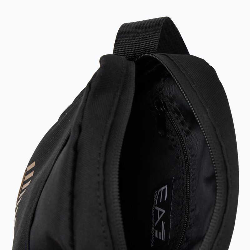EA7 Emporio Armani Train Core 2 l fekete/arany logós tasak 4