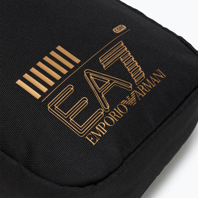 EA7 Emporio Armani Train Core 2 l fekete/arany logós tasak 6