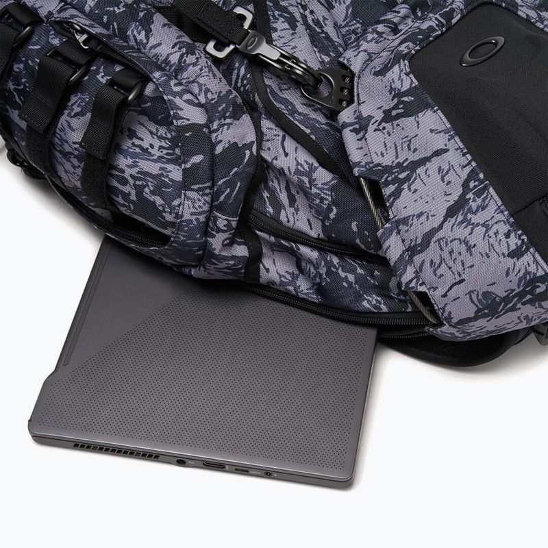 Oakley Kitchen Sink 34 l tiger mountain camo gr túra hátizsák 4