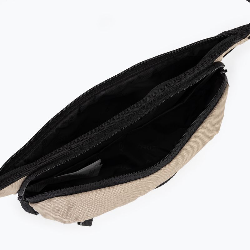 Oakley Transit Belt 2 l-es kavicsos vesetáska 5