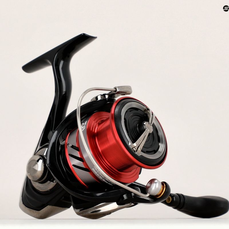 Daiwa Ninja Match & Feeder úszó orsó fekete 10217-400 5