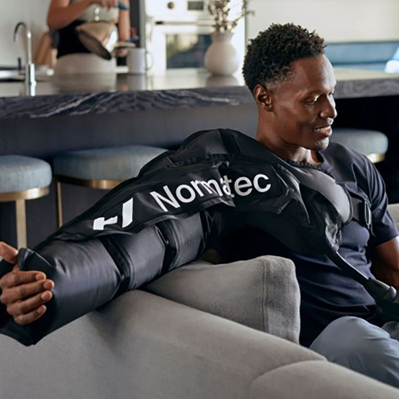 Normatec kompressziós ujjak fekete 4