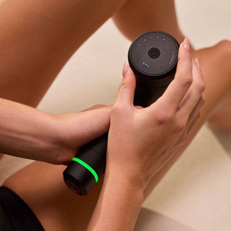 Masszírozó Hyperice Hypervolt 3 black 7