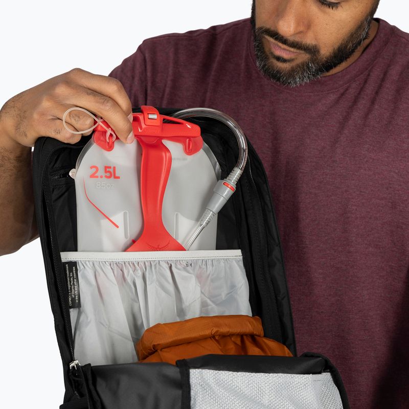 Osprey Talon 22 l fekete / szénszürke férfi túra hátizsák 12